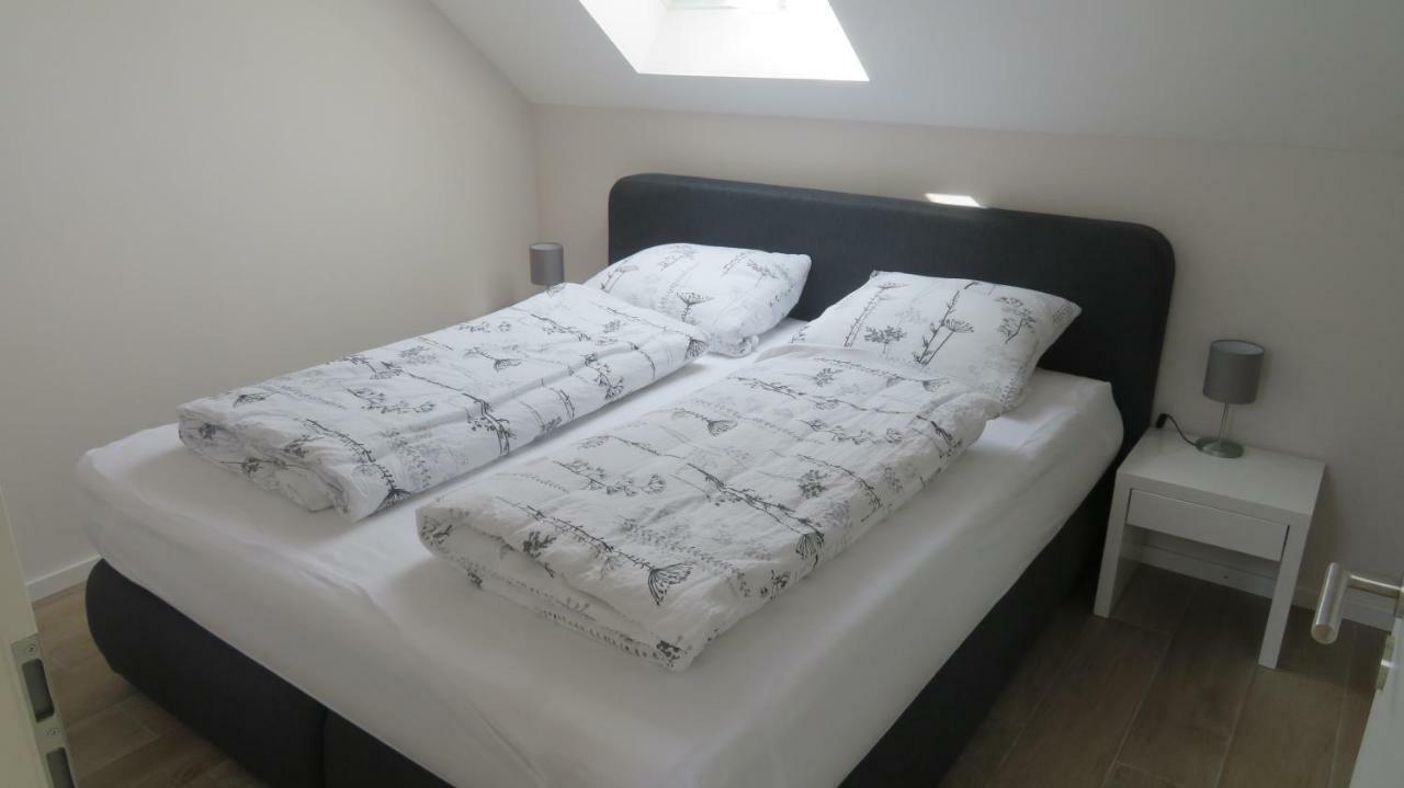 Weingut Grafenhof Apartment Heuchelheim-Klingen Екстериор снимка